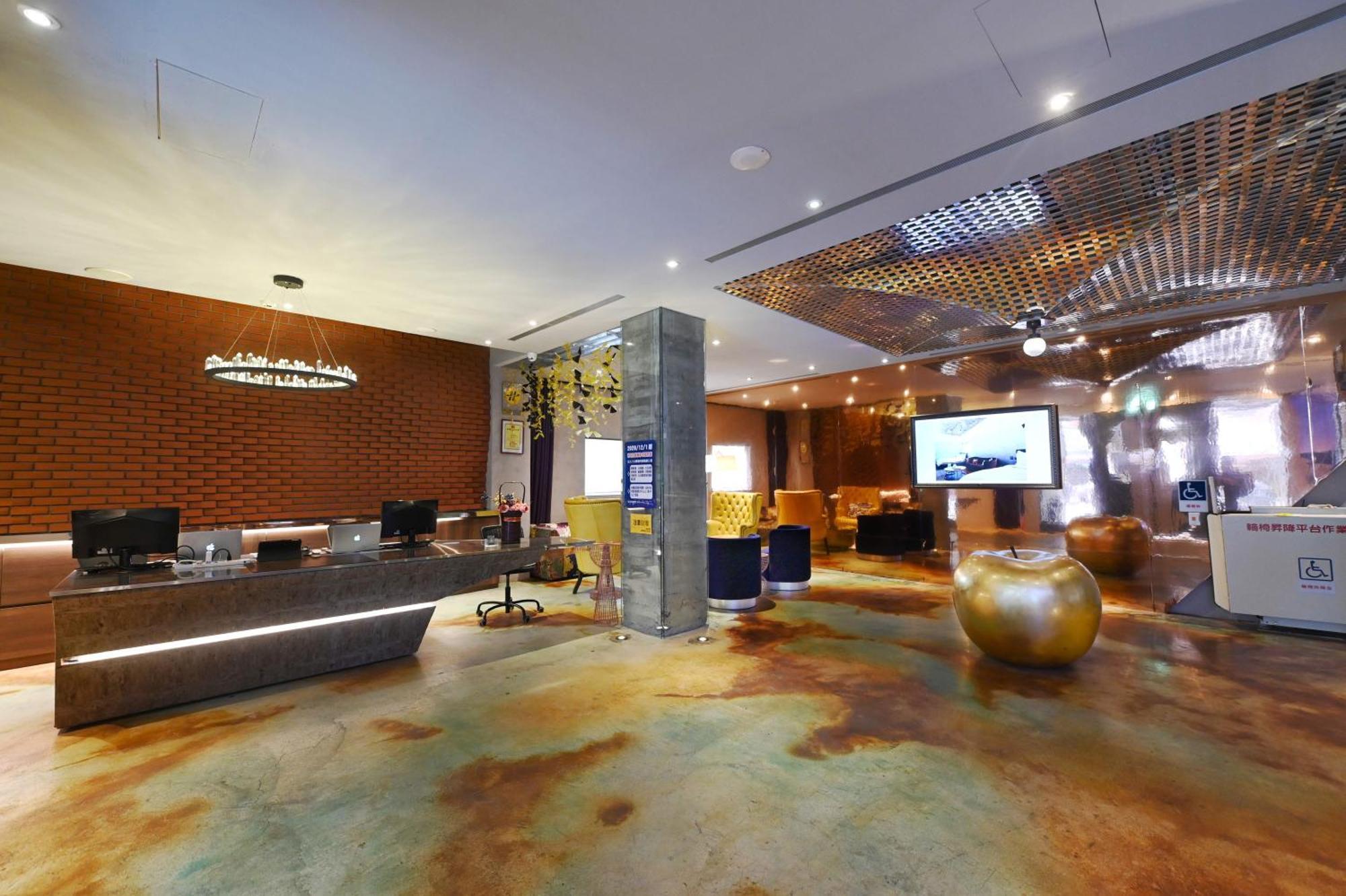 Check Inn Hive Luodong Exterior photo